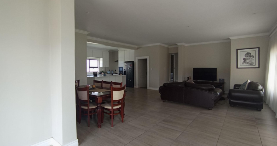 4 Bedroom Property for Sale in Blue Valley Golf Estate Gauteng