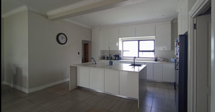 4 Bedroom Property for Sale in Blue Valley Golf Estate Gauteng