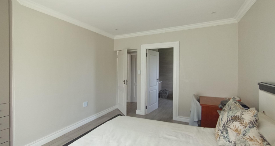 4 Bedroom Property for Sale in Blue Valley Golf Estate Gauteng