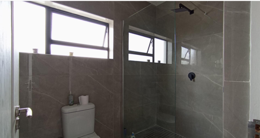 4 Bedroom Property for Sale in Blue Valley Golf Estate Gauteng