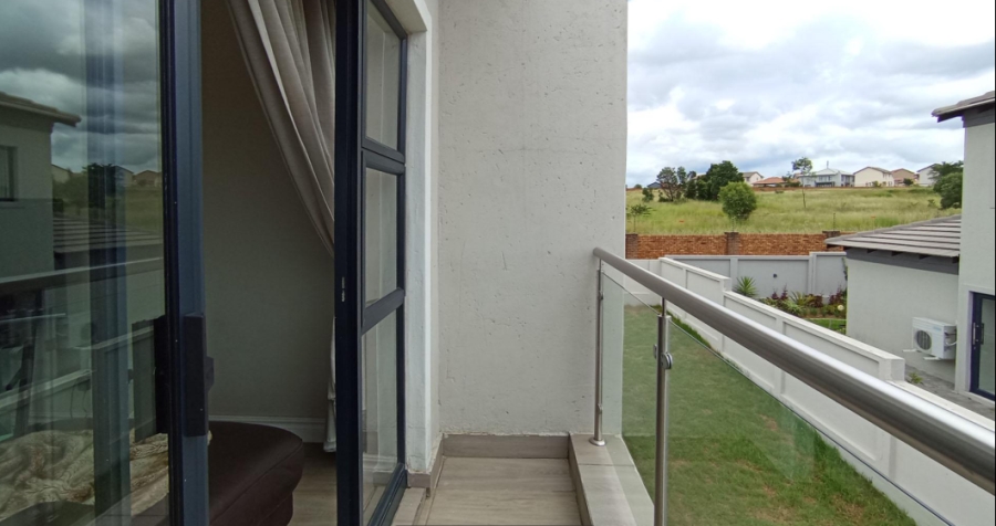 4 Bedroom Property for Sale in Blue Valley Golf Estate Gauteng