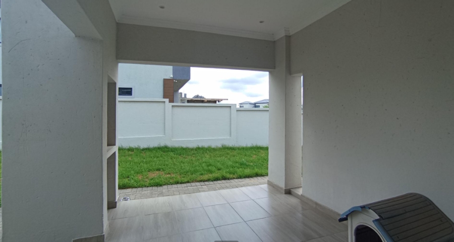 4 Bedroom Property for Sale in Blue Valley Golf Estate Gauteng