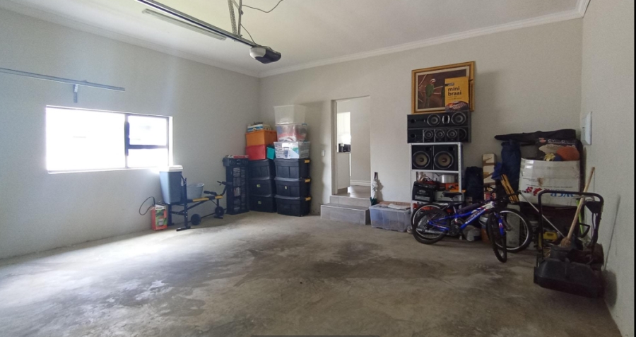4 Bedroom Property for Sale in Blue Valley Golf Estate Gauteng