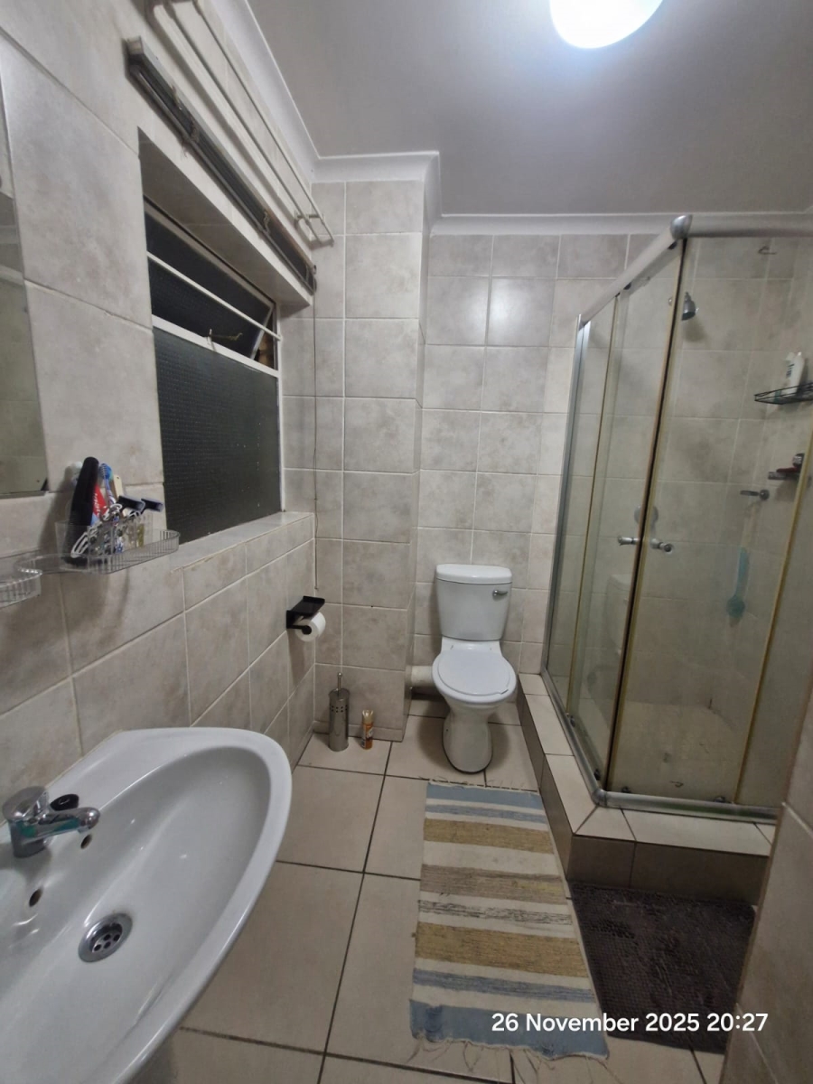 2 Bedroom Property for Sale in Honeypark Gauteng
