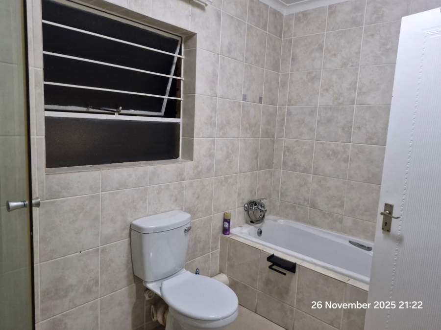 2 Bedroom Property for Sale in Honeypark Gauteng