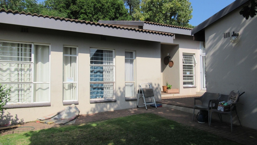 3 Bedroom Property for Sale in Buccleuch Gauteng