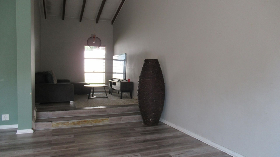 3 Bedroom Property for Sale in Buccleuch Gauteng