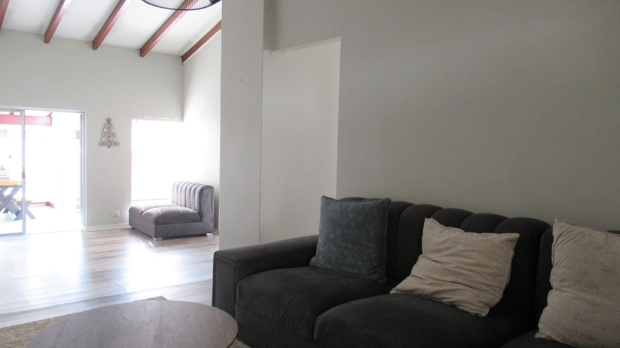 3 Bedroom Property for Sale in Buccleuch Gauteng