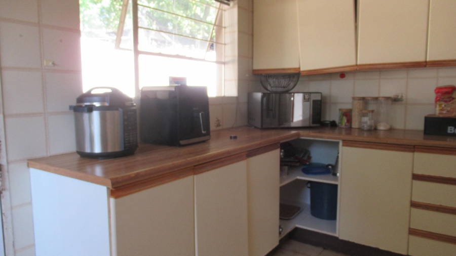 3 Bedroom Property for Sale in Buccleuch Gauteng