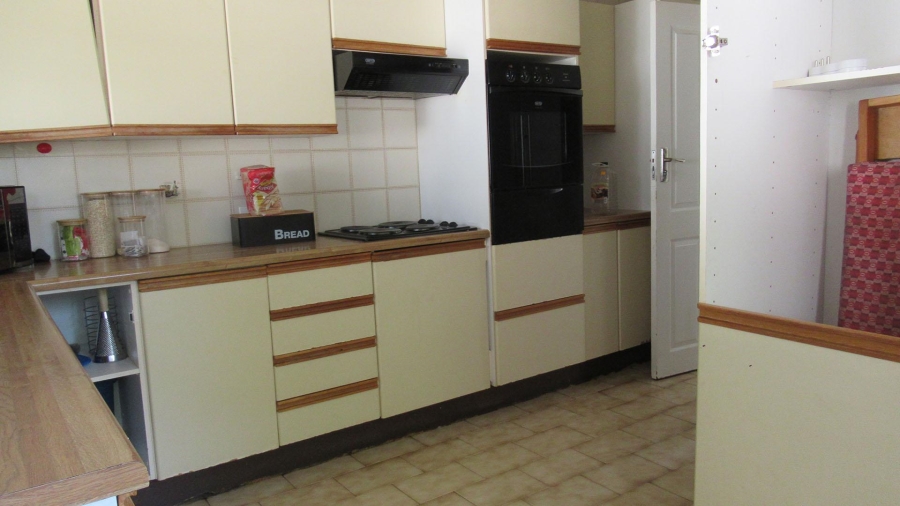 3 Bedroom Property for Sale in Buccleuch Gauteng