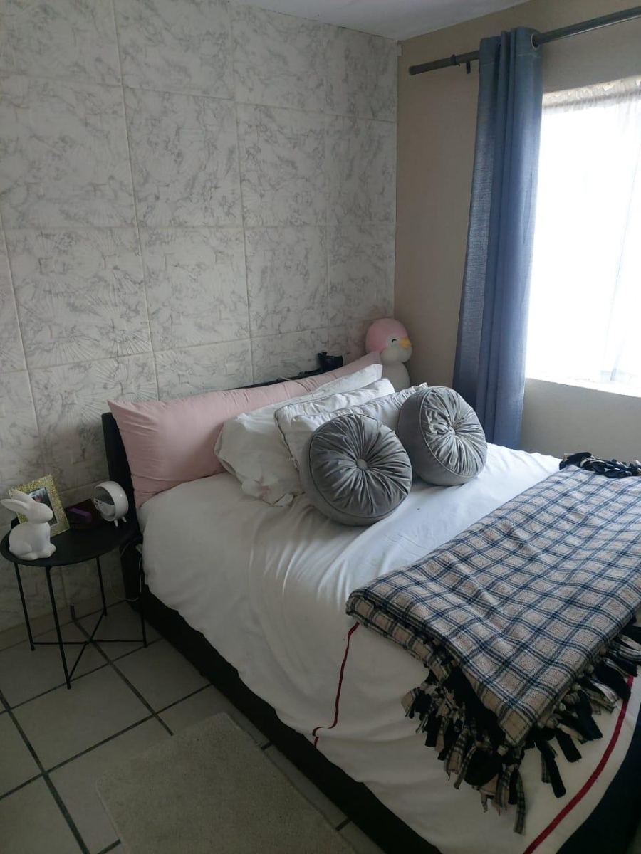 2 Bedroom Property for Sale in Impala Park Gauteng