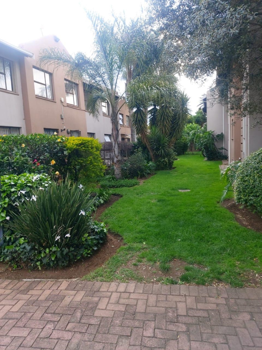 2 Bedroom Property for Sale in Impala Park Gauteng