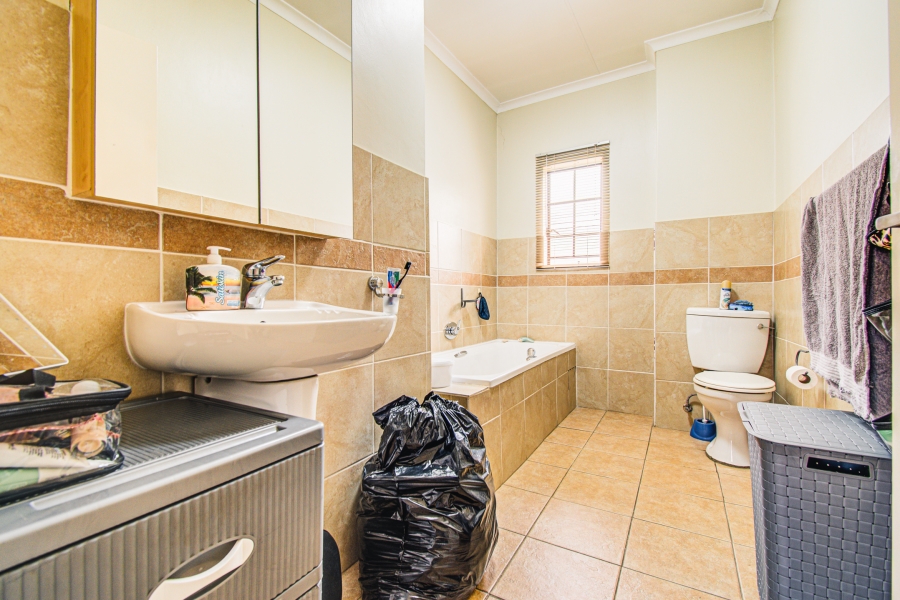 2 Bedroom Property for Sale in Rynfield Gauteng