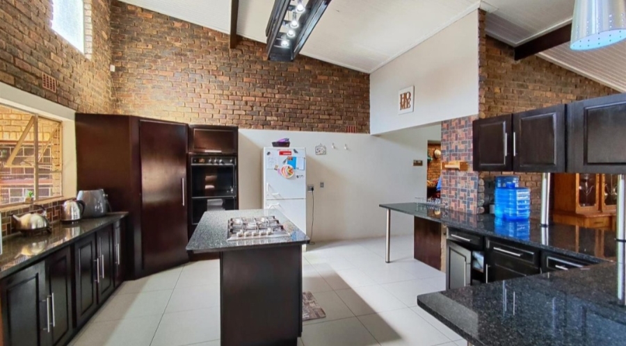 4 Bedroom Property for Sale in Terenure Gauteng