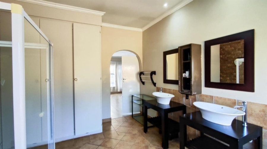 4 Bedroom Property for Sale in Terenure Gauteng