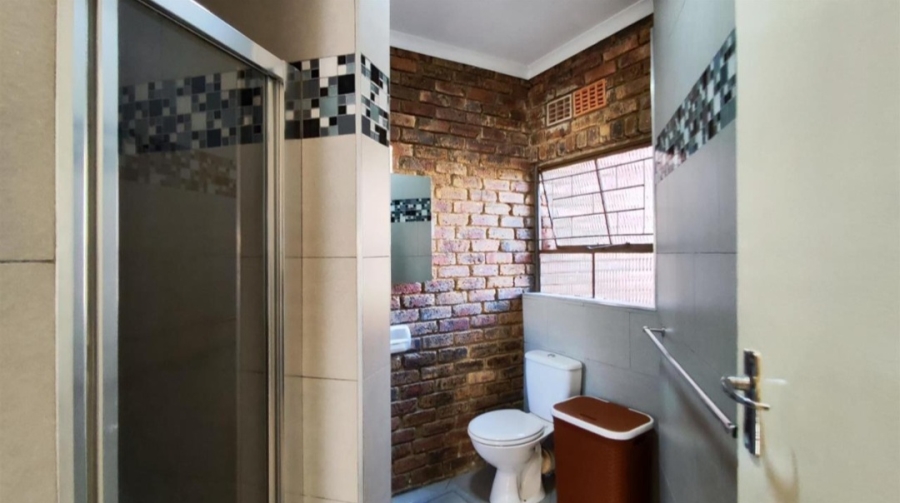 4 Bedroom Property for Sale in Terenure Gauteng