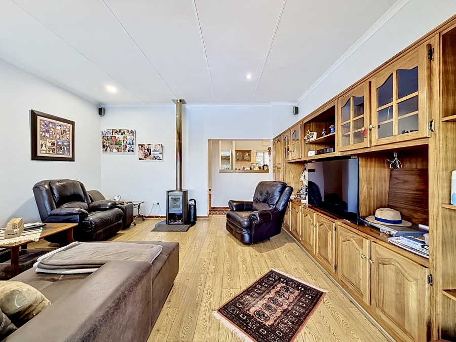4 Bedroom Property for Sale in Moreleta Park Gauteng