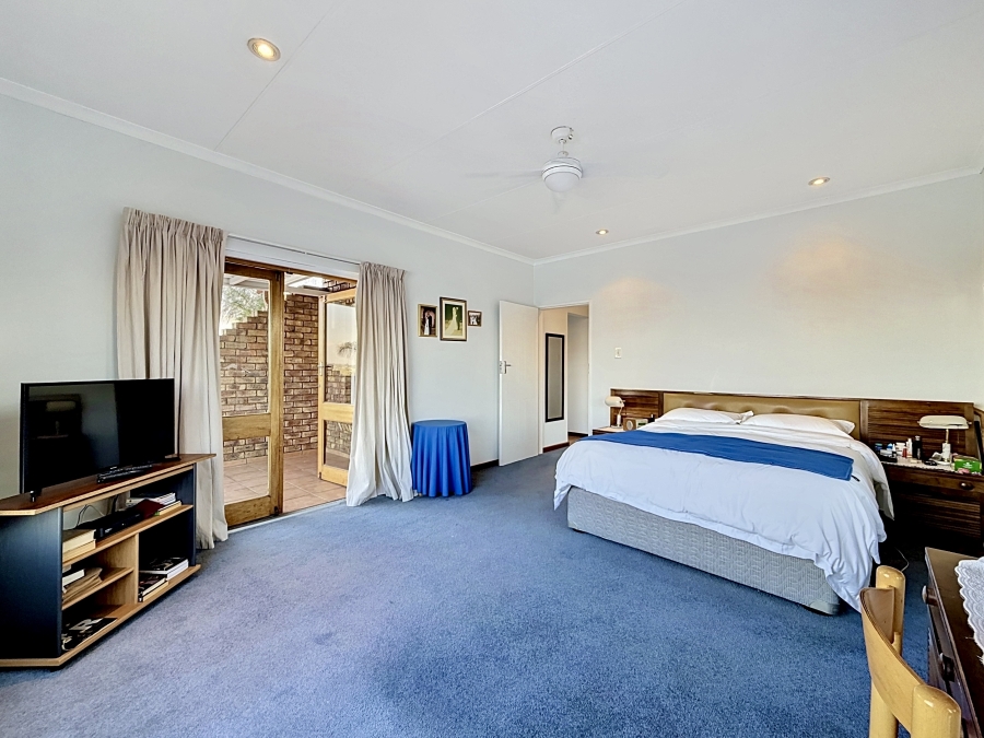 4 Bedroom Property for Sale in Moreleta Park Gauteng
