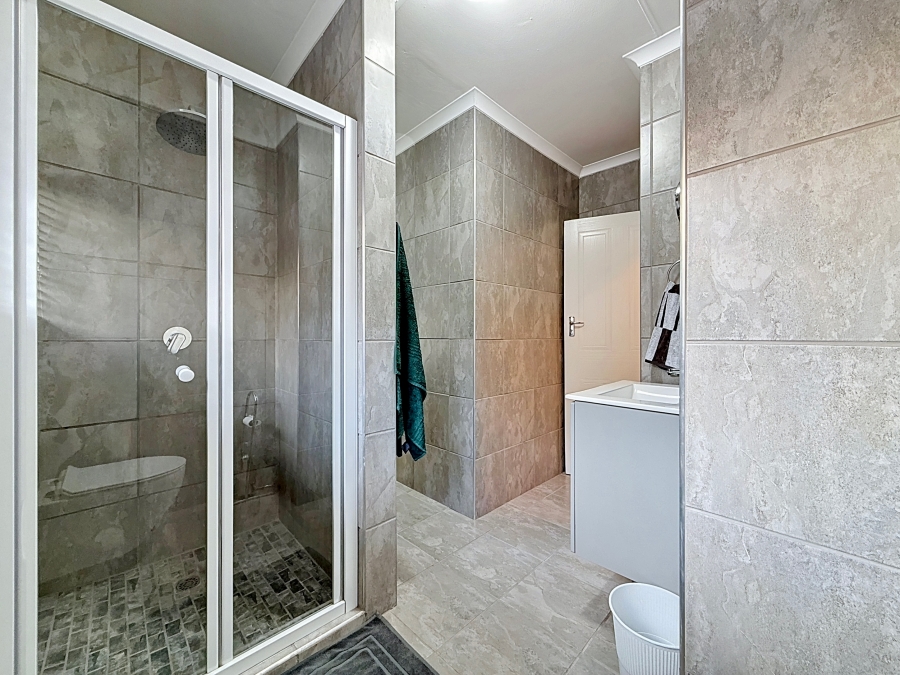 4 Bedroom Property for Sale in Moreleta Park Gauteng
