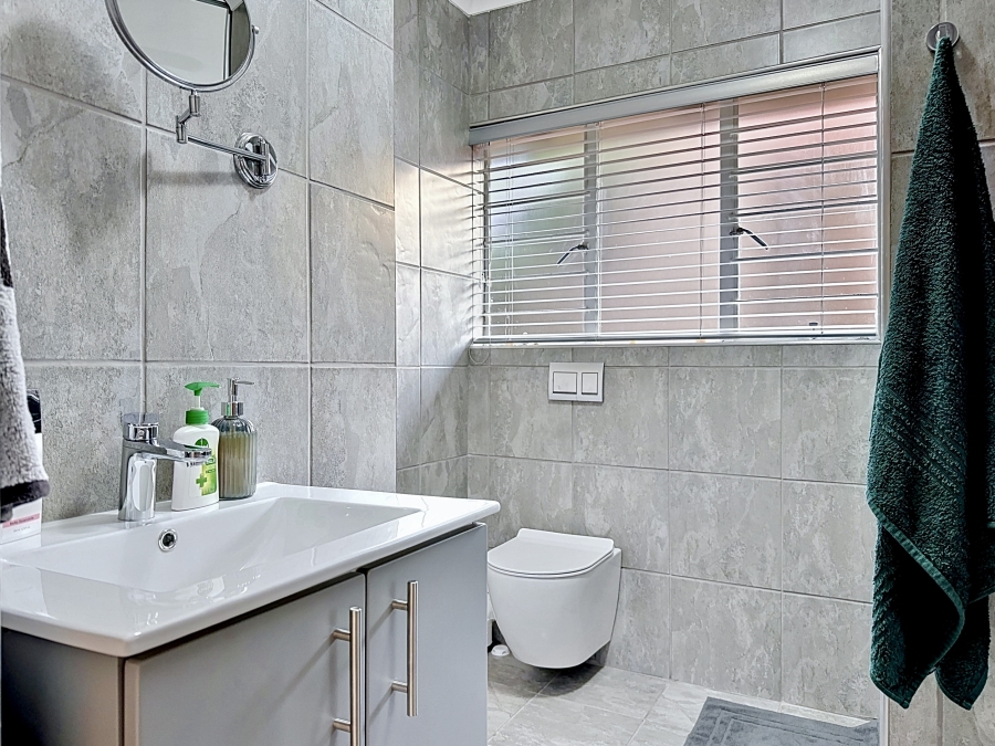 4 Bedroom Property for Sale in Moreleta Park Gauteng