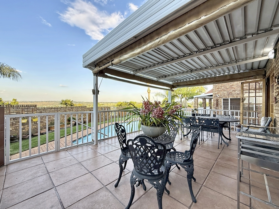 4 Bedroom Property for Sale in Moreleta Park Gauteng