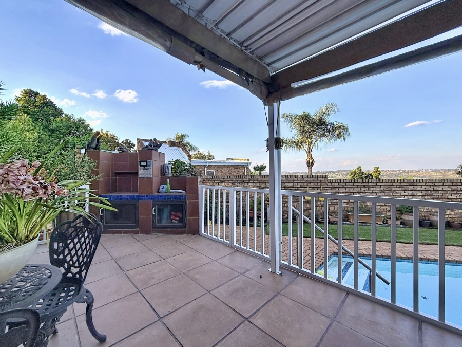 4 Bedroom Property for Sale in Moreleta Park Gauteng