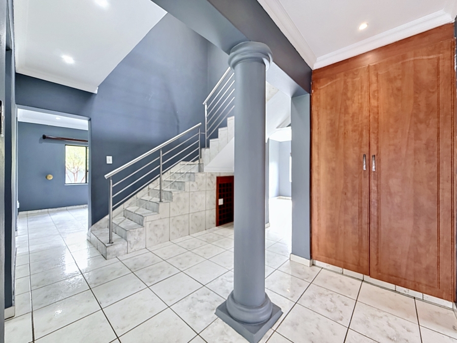 4 Bedroom Property for Sale in Willow Acres Gauteng