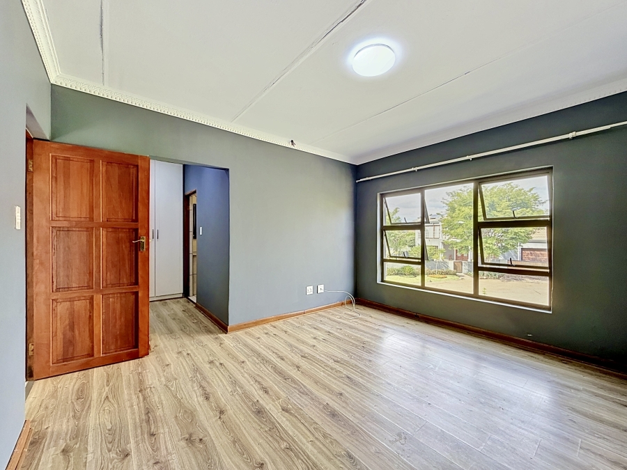 4 Bedroom Property for Sale in Willow Acres Gauteng