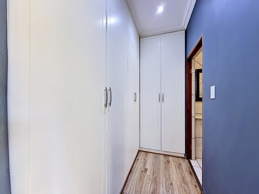 4 Bedroom Property for Sale in Willow Acres Gauteng