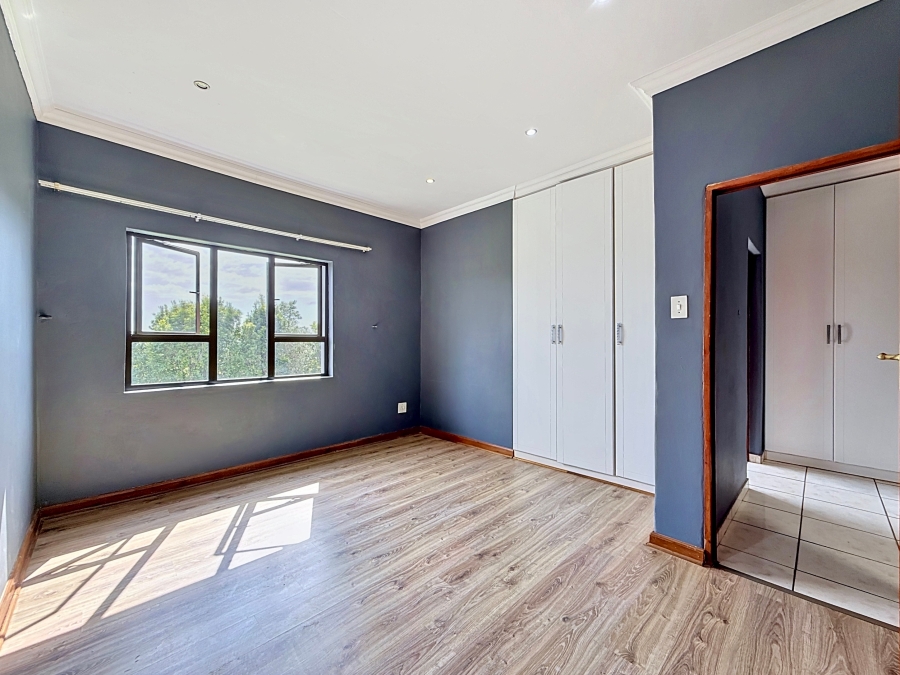 4 Bedroom Property for Sale in Willow Acres Gauteng