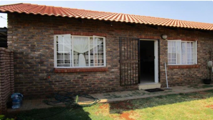 2 Bedroom Property for Sale in The Orchards Gauteng