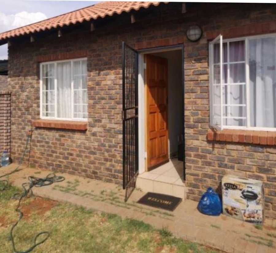 2 Bedroom Property for Sale in The Orchards Gauteng