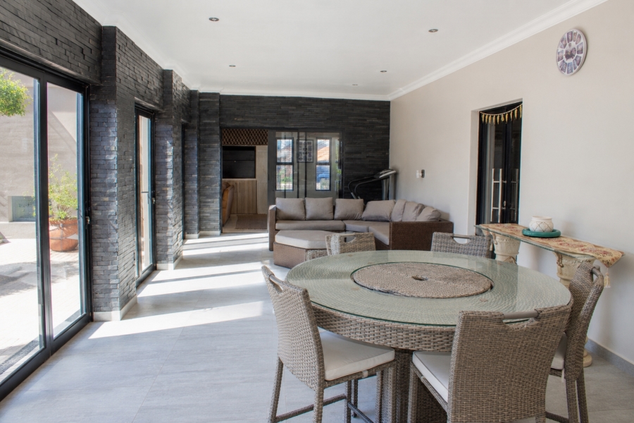 4 Bedroom Property for Sale in Rietvlei Ridge Country Estate Gauteng