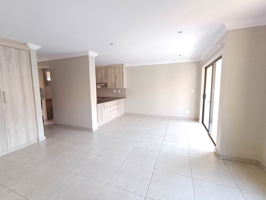 2 Bedroom Property for Sale in Featherwood Retirement Estate Gauteng