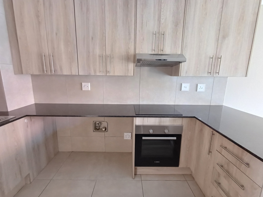 2 Bedroom Property for Sale in Featherwood Retirement Estate Gauteng