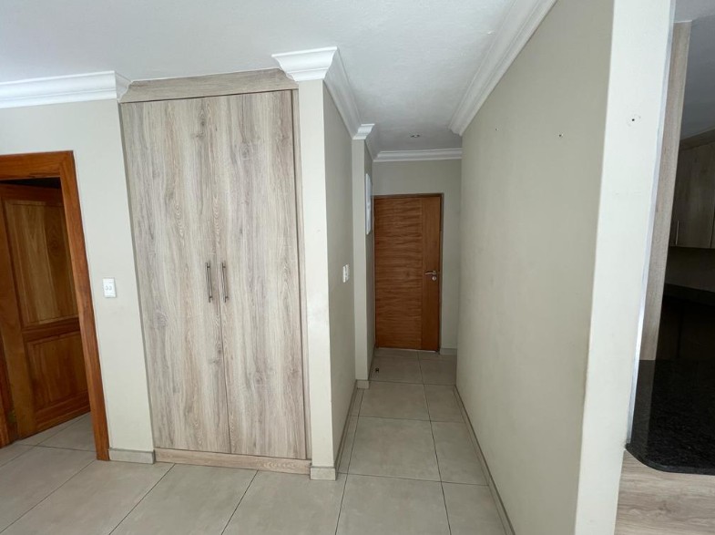 2 Bedroom Property for Sale in Featherwood Retirement Estate Gauteng