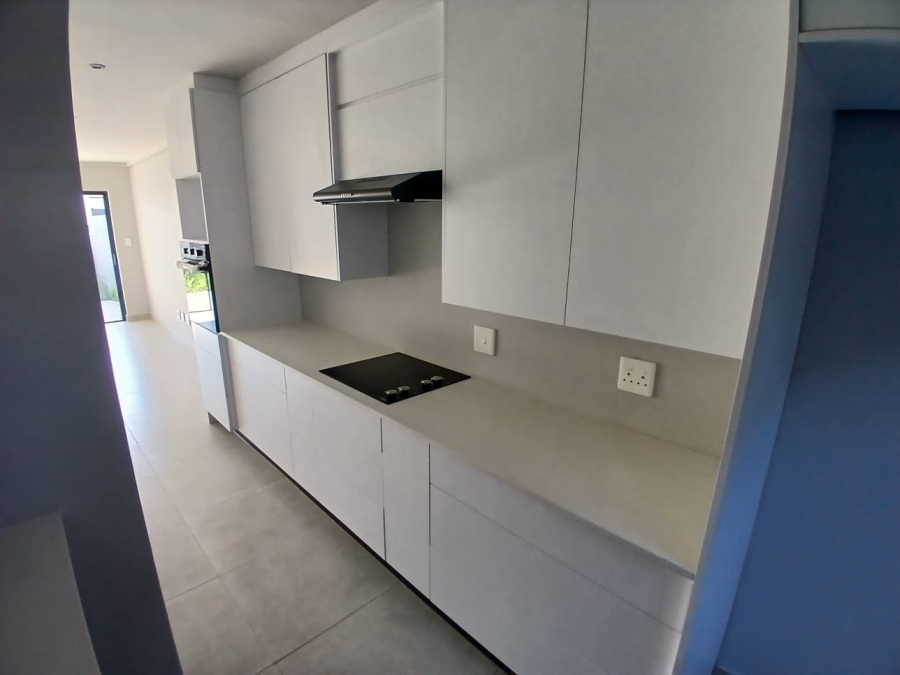 To Let 2 Bedroom Property for Rent in Equestria Gauteng