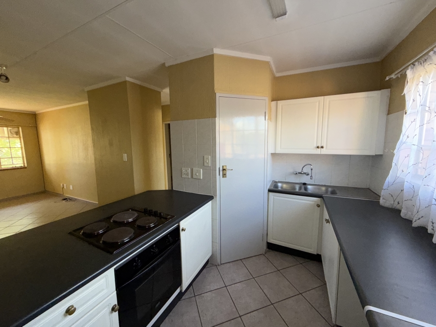 2 Bedroom Property for Sale in Rietfontein Gauteng