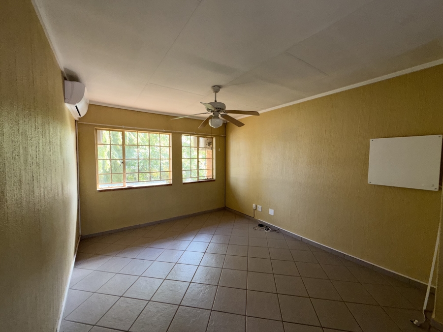 2 Bedroom Property for Sale in Rietfontein Gauteng