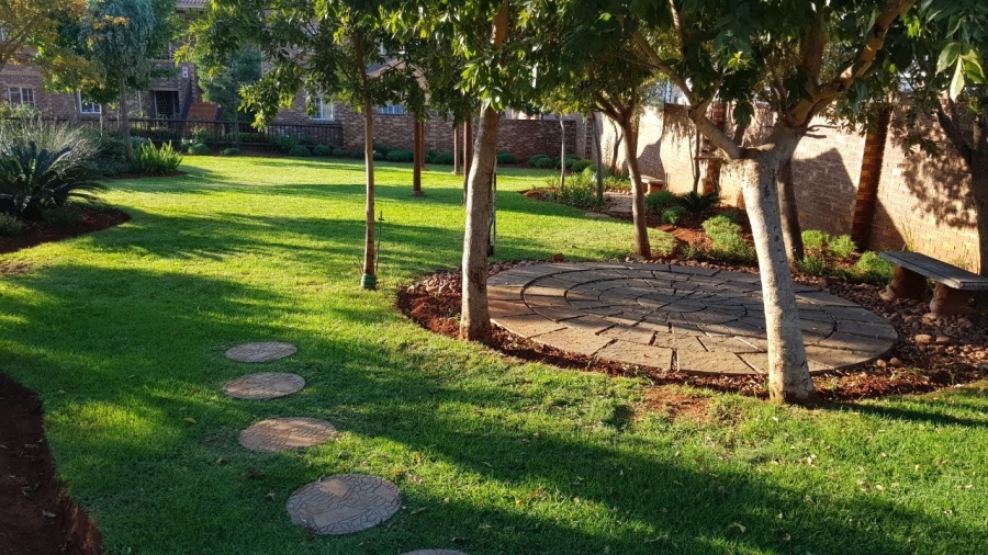 2 Bedroom Property for Sale in Equestria Gauteng
