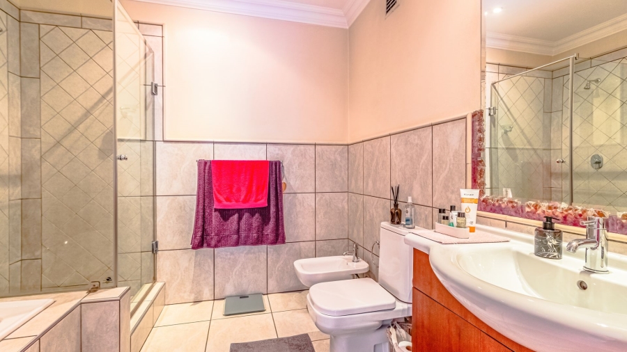 3 Bedroom Property for Sale in Bedfordview Gauteng