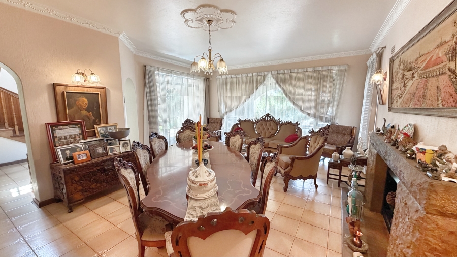5 Bedroom Property for Sale in The Hill Gauteng