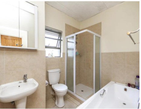1 Bedroom Property for Sale in Ferndale Gauteng