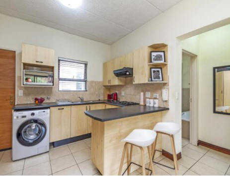 1 Bedroom Property for Sale in Ferndale Gauteng