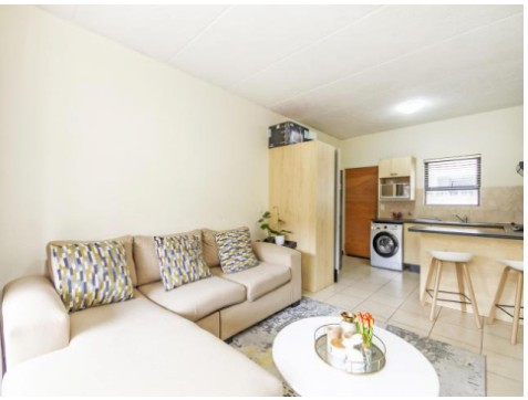 1 Bedroom Property for Sale in Ferndale Gauteng
