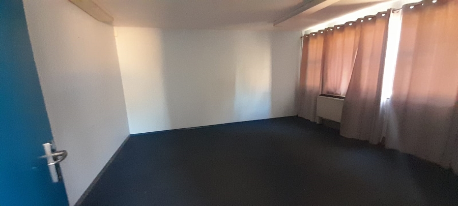 To Let Commercial Property for Rent in Glen Austin Gauteng
