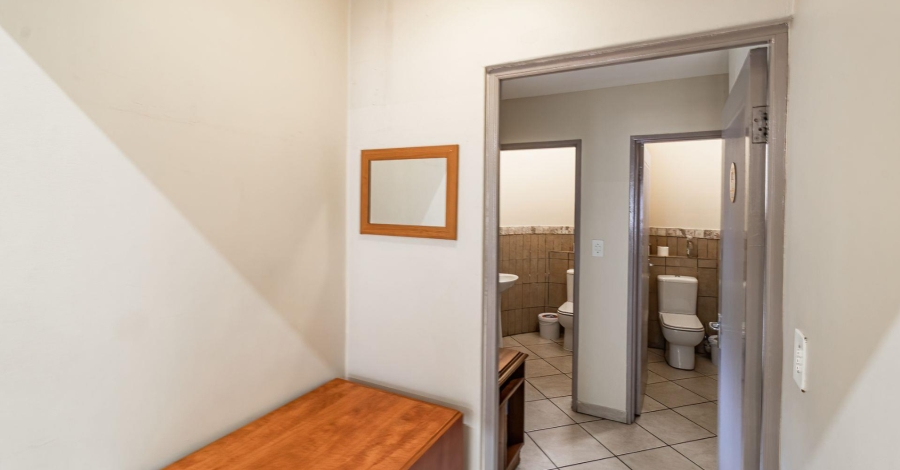 Commercial Property for Sale in Brackenhurst Gauteng