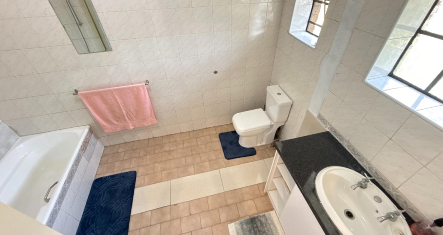 4 Bedroom Property for Sale in Brackenhurst Gauteng
