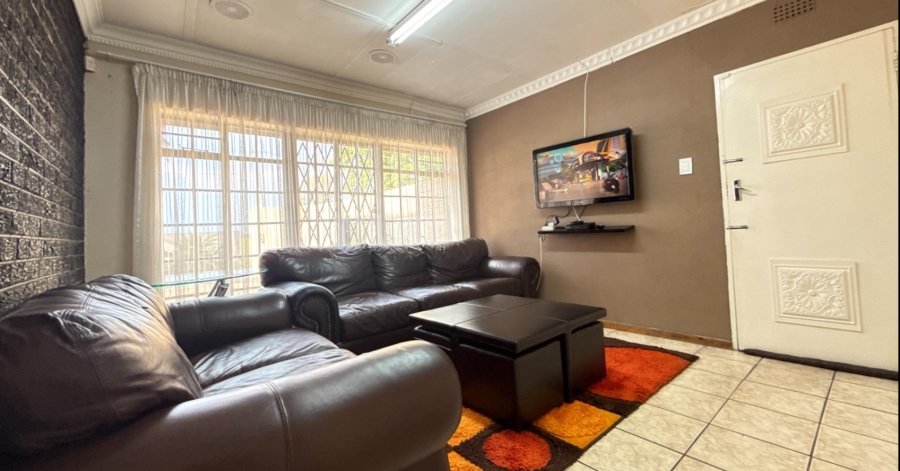4 Bedroom Property for Sale in Brackenhurst Gauteng