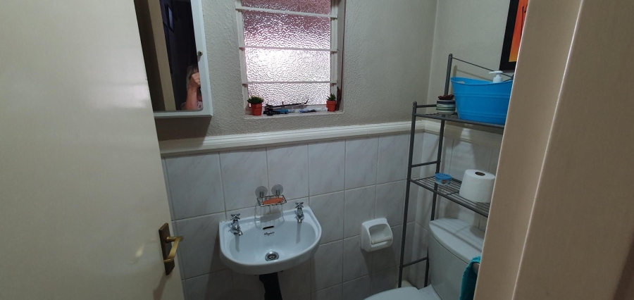 2 Bedroom Property for Sale in Meyersdal Gauteng